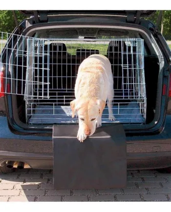 Kofangerbeskyttelse til Hunde – Beskyt Din Bil Effektivt