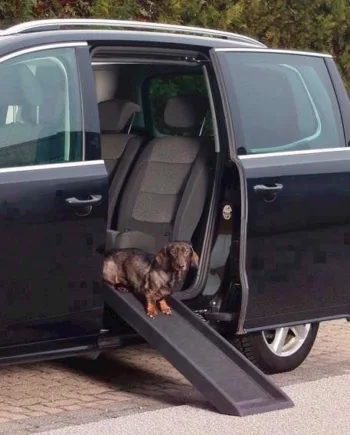 Praktisk Rampe til Små Hunde – Sikker Transporthjælp