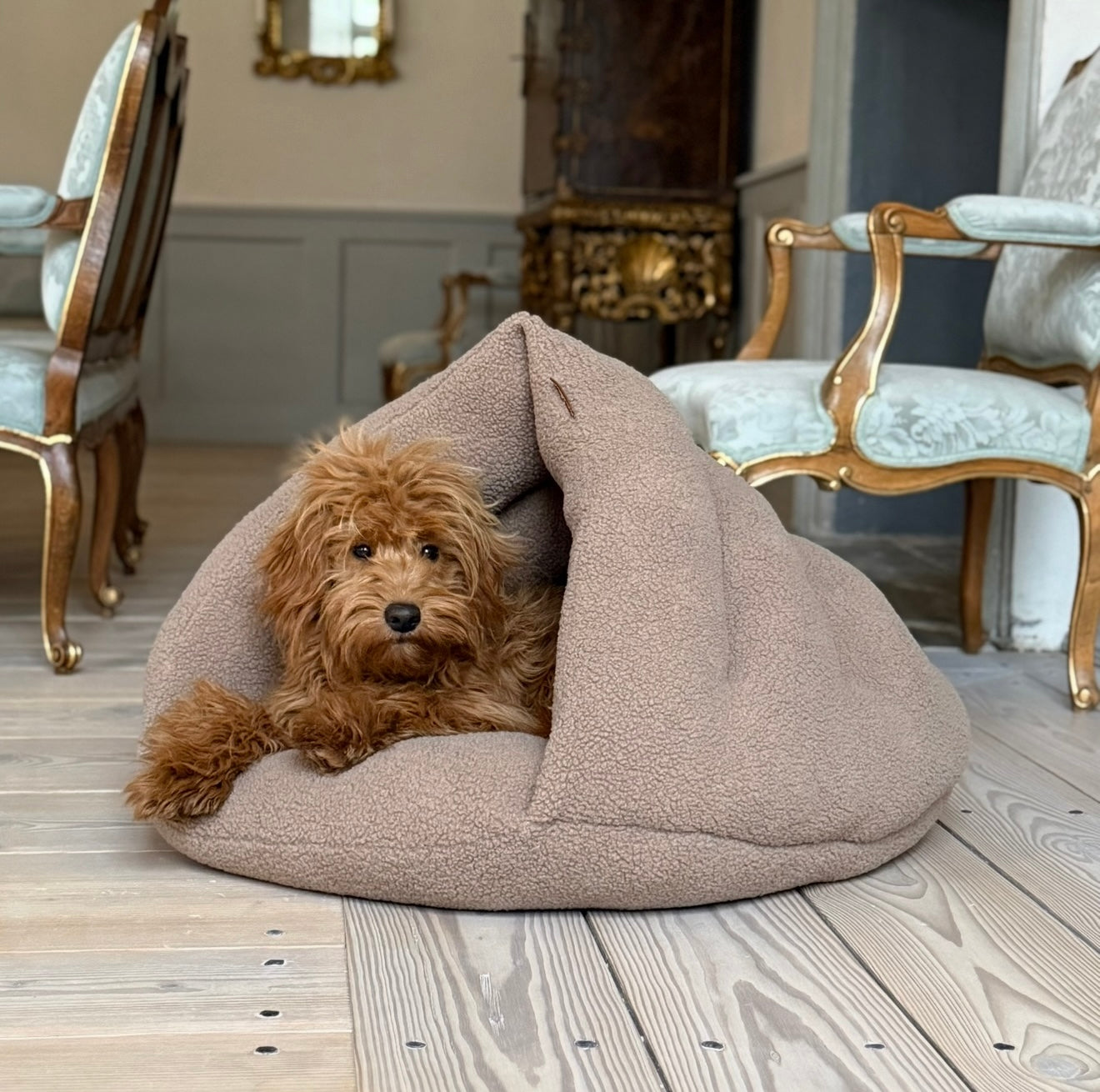Elfe Hule Hundekurven Brun