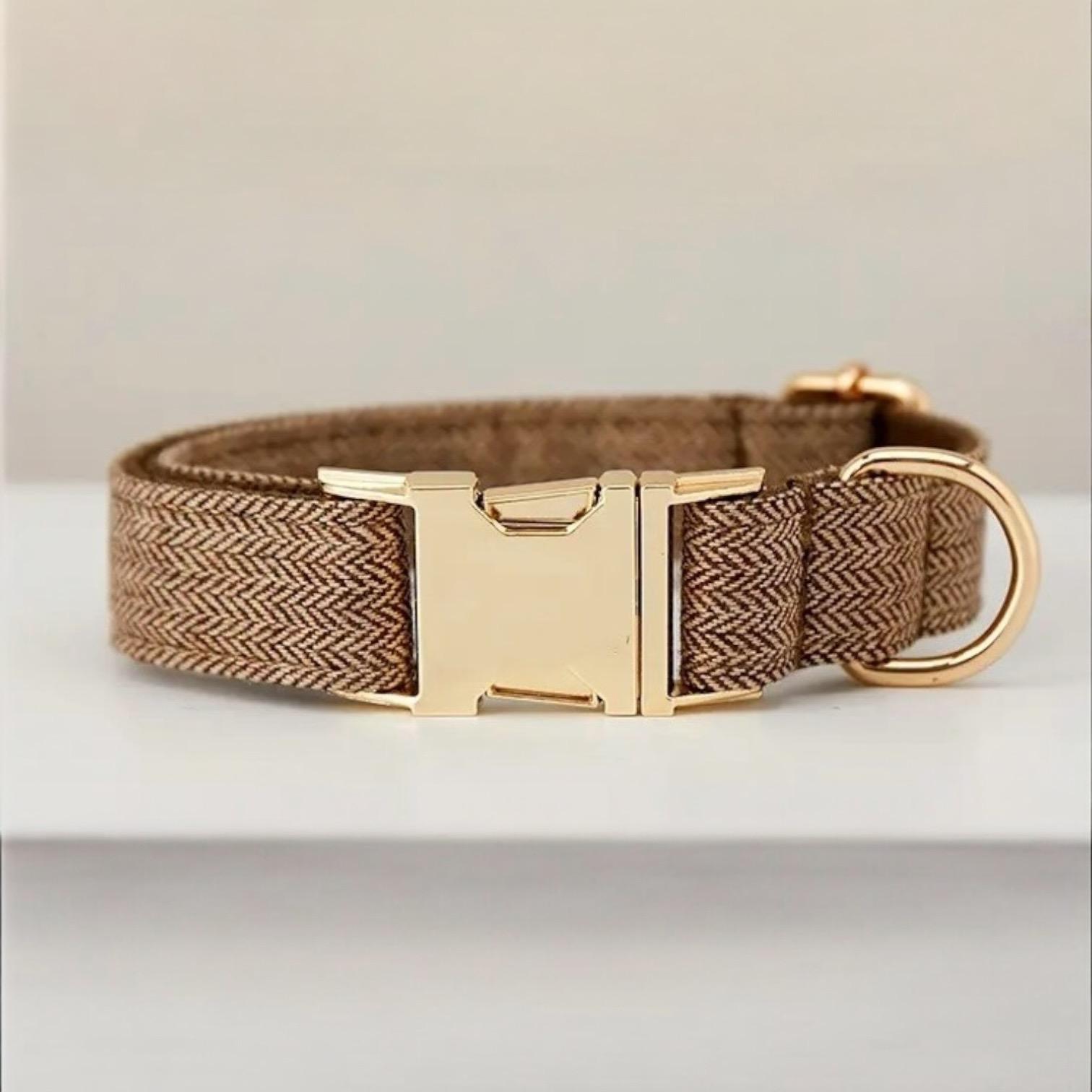 Elegant hundehalsbånd i brun tweed fra By Doodle Dog