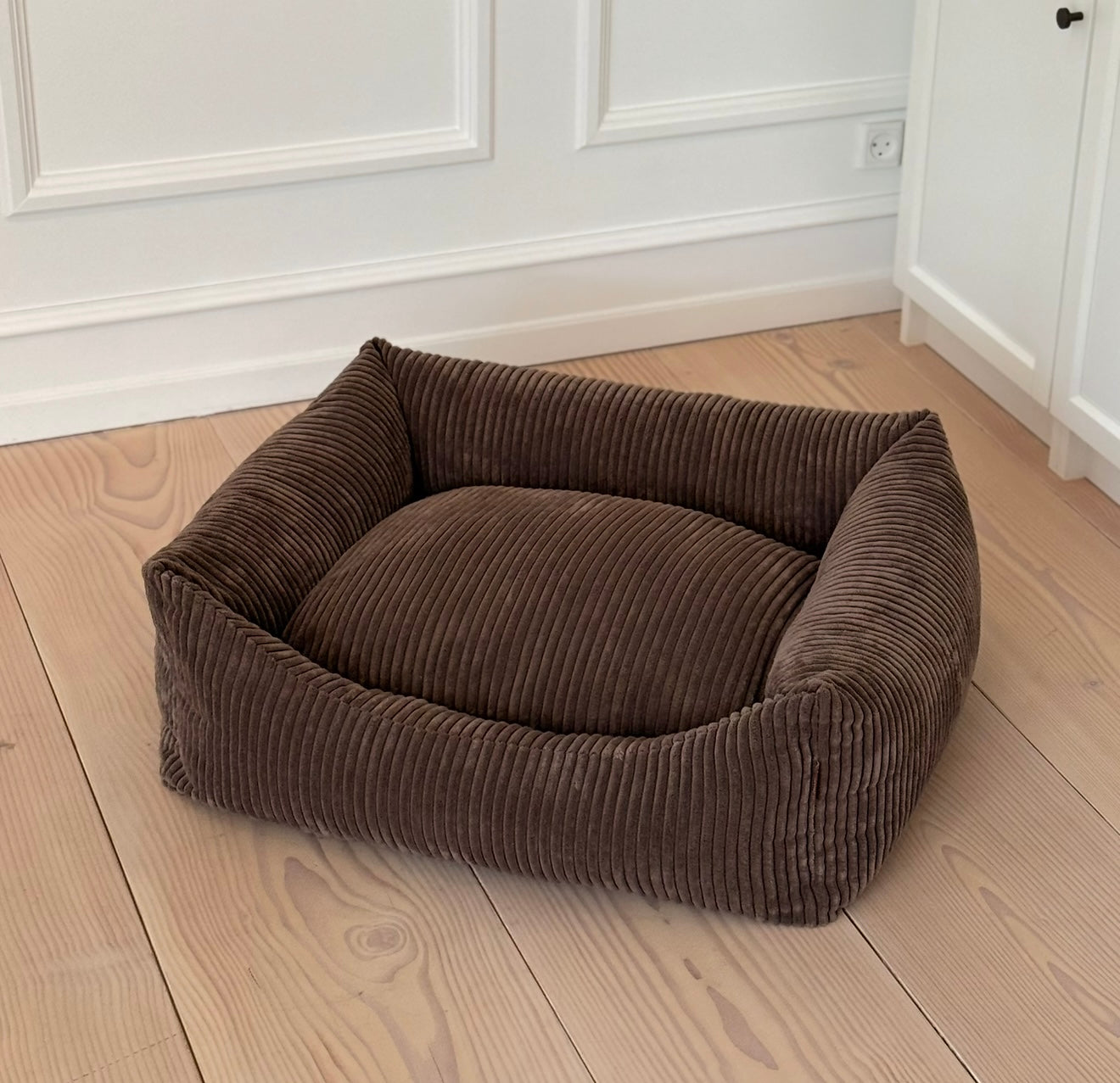 Luksuriøs fløjl hundekurv – Fantastisk tilbud til din hund!