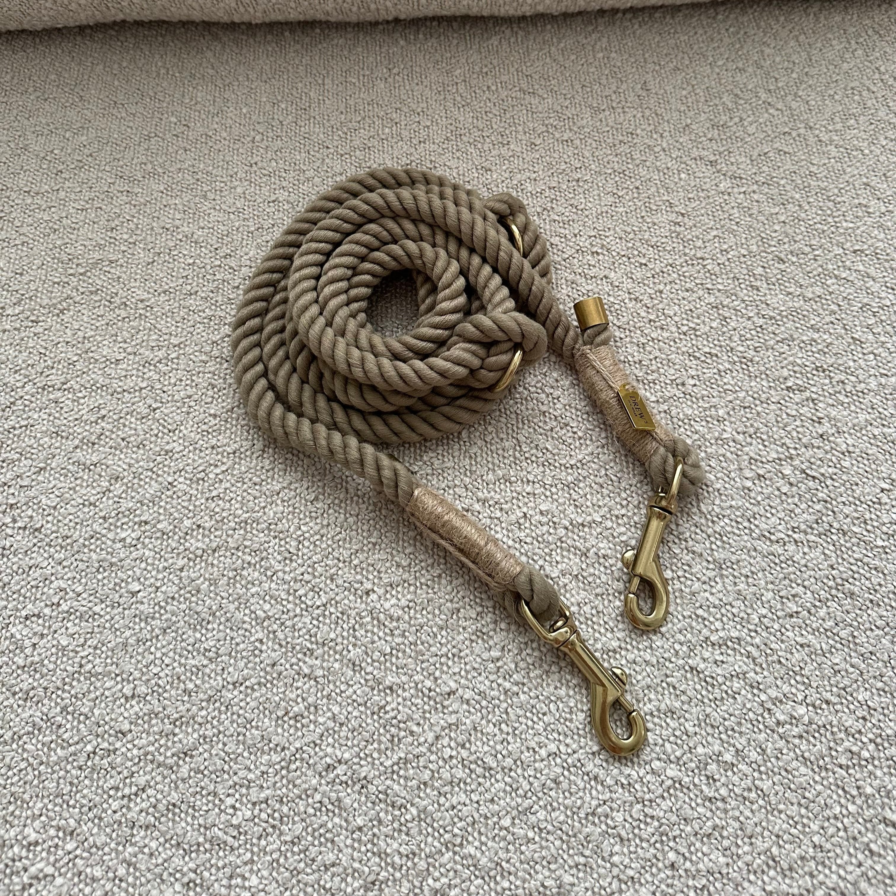 Justerbar Khaki Hundesnor – 250 cm på Udsalg!